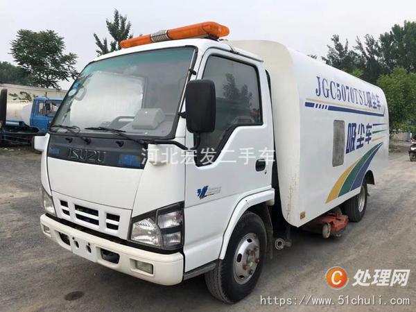 长期出售二手五十铃吸尘车