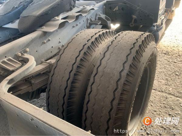 二手牽引車