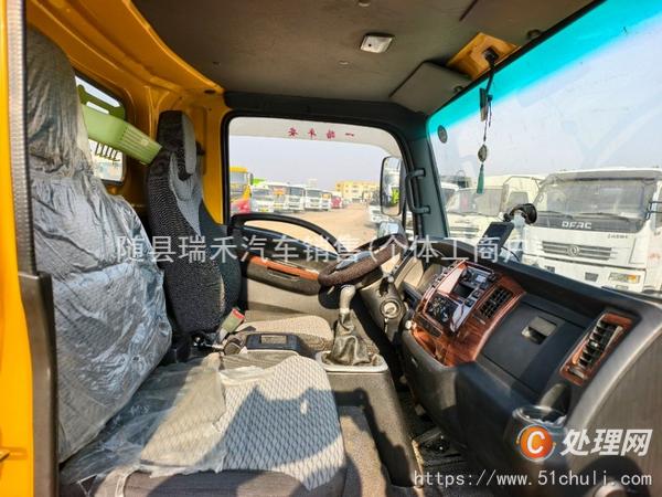 二手高空作業(yè)車