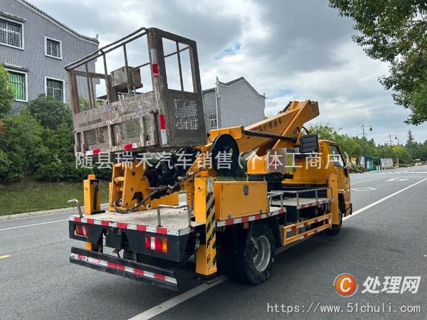 二手高空作業(yè)車