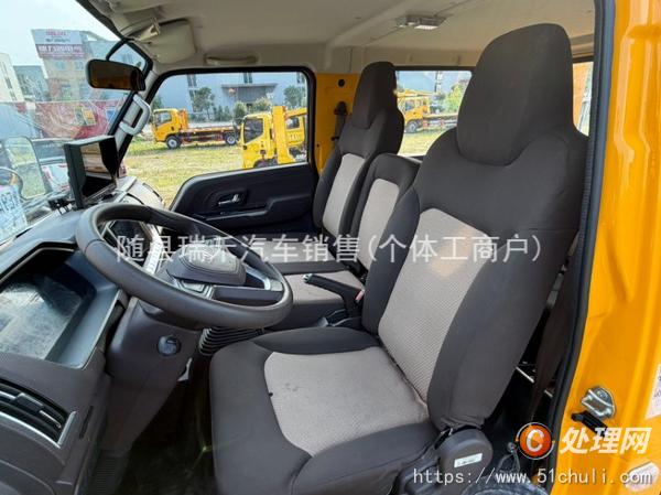 二手防撞緩沖車