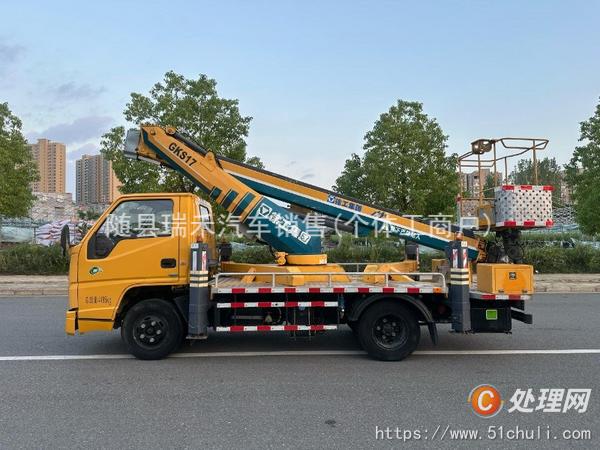 二手高空作業(yè)車