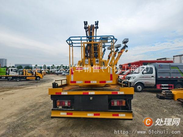 二手高空作業(yè)車