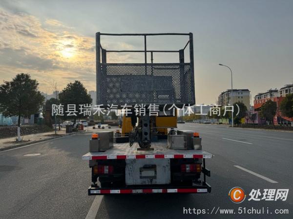 二手高空作業(yè)車
