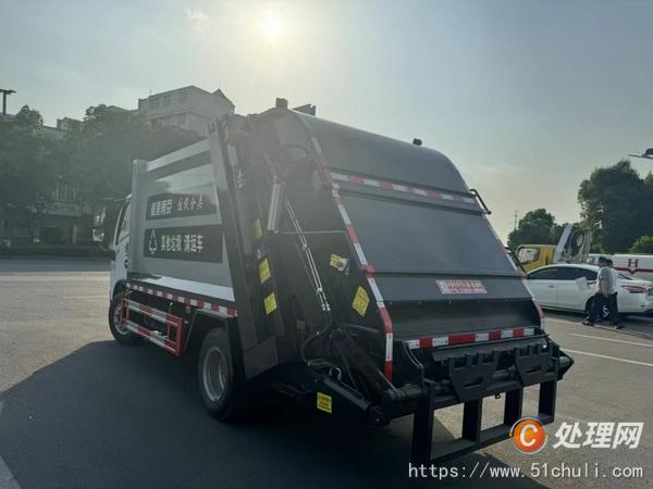 二手壓縮式垃圾車