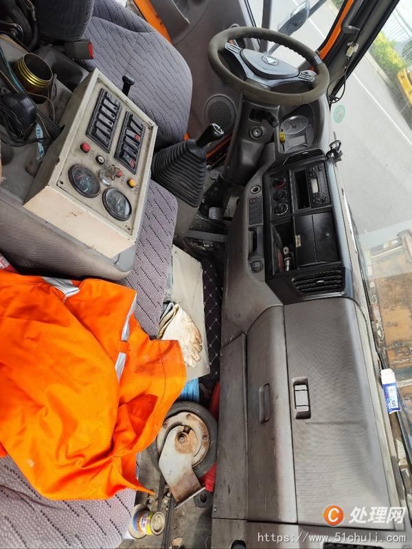 二手掃路車