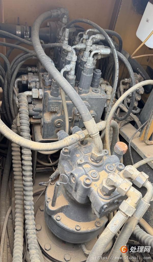 二手挖掘機
