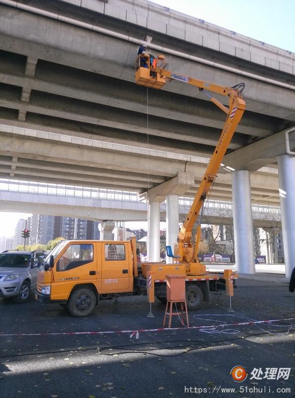 二手高空作業(yè)車