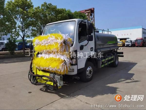 二手護(hù)欄清洗車