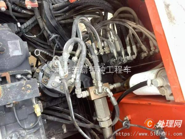 二手挖掘機(jī)