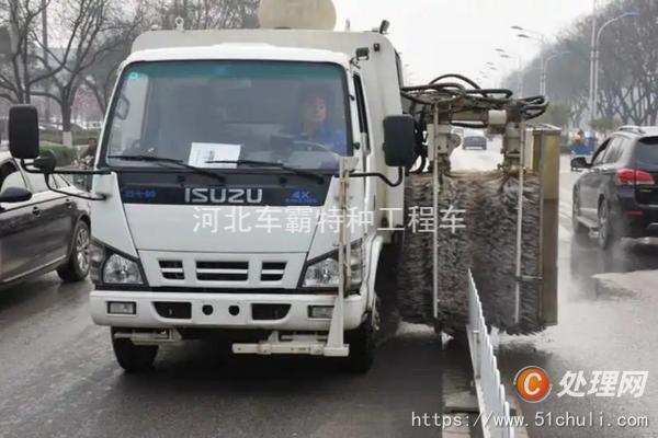 二手護(hù)欄清洗車