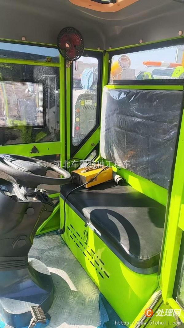 二手掃路車