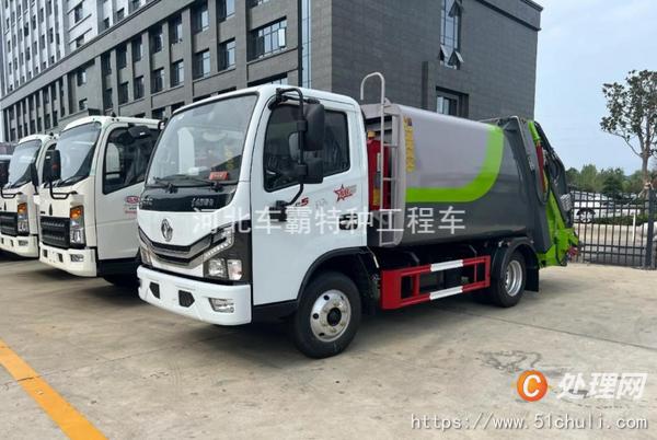 二手掛桶式垃圾車(chē)
