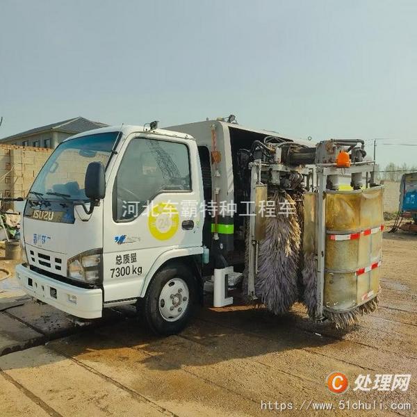 二手護(hù)欄清洗車