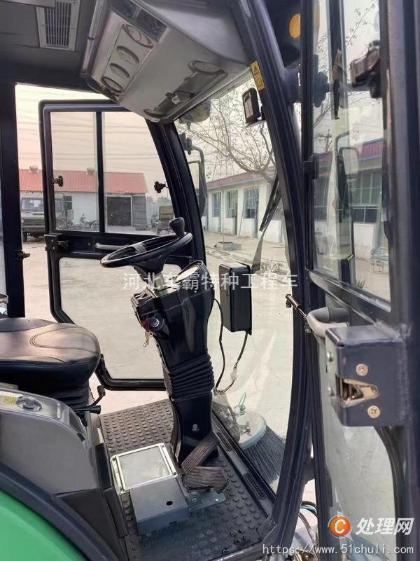二手掃路車
