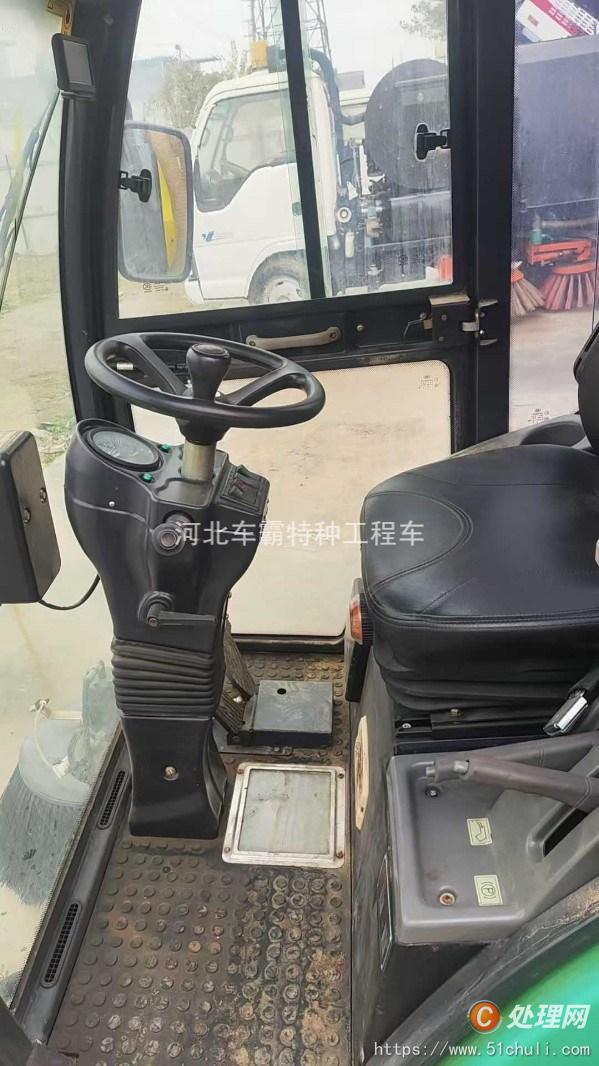 二手掃路車