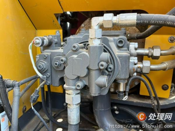 二手挖掘機