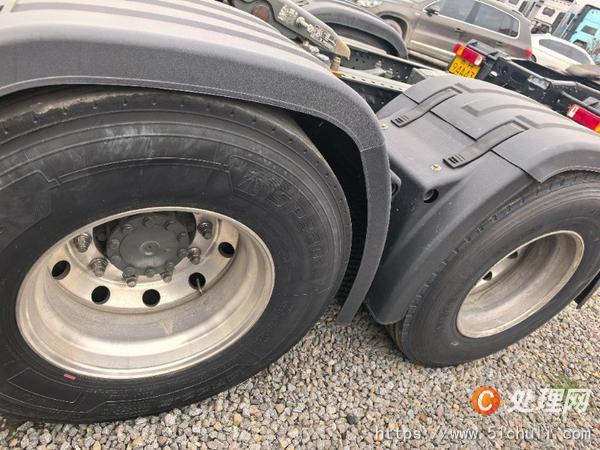 二手牽引車