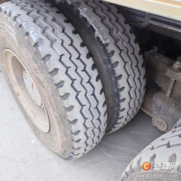 二手汽車吊