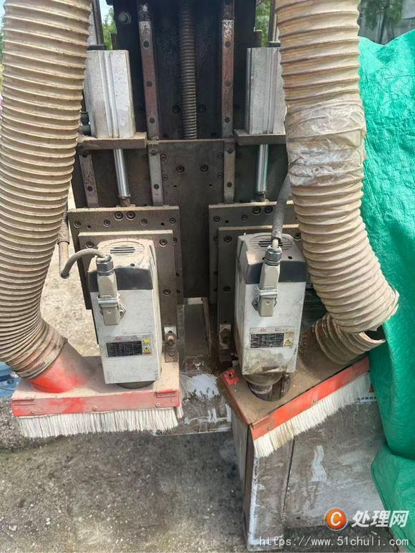二手?jǐn)?shù)控雕刻機(jī)