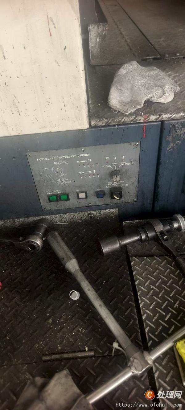 二手雙色膠印機(jī)