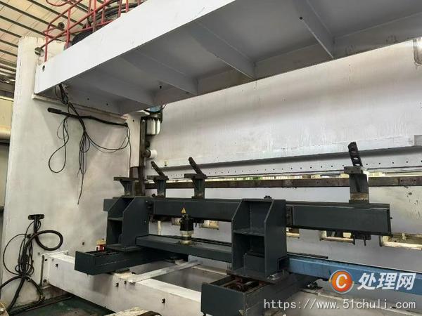 二手折彎機