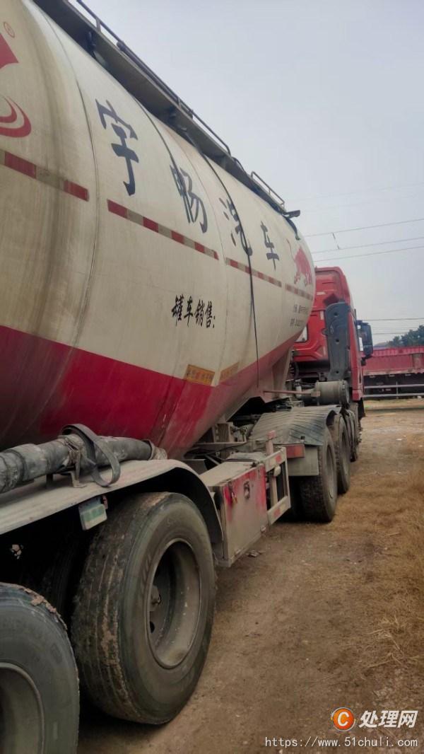 二手牽引車