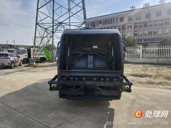 二手壓縮式垃圾車