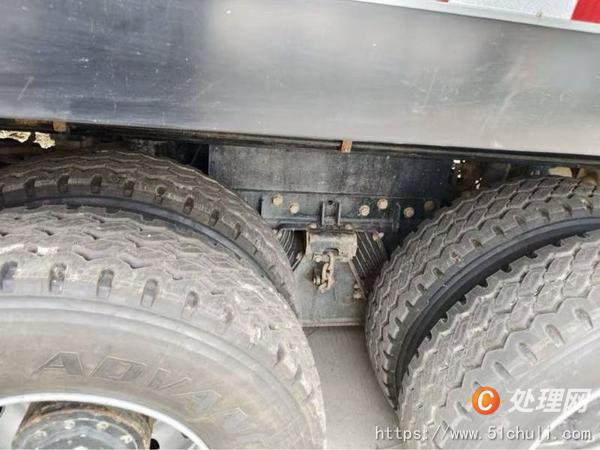 二手汽車吊