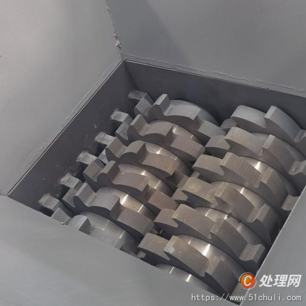 二手撕碎機(jī)
