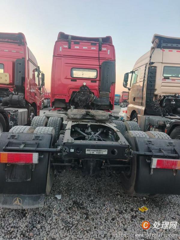 二手牽引車