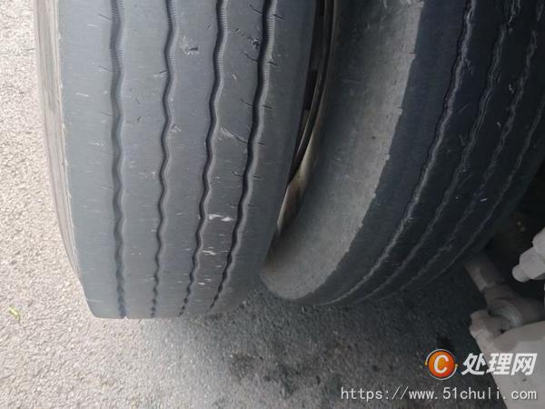 二手牽引車