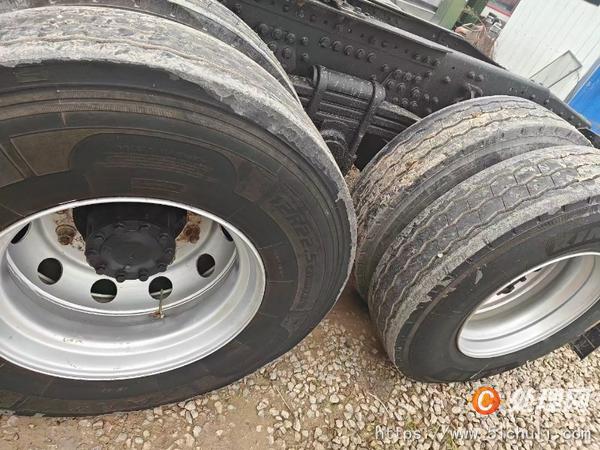 二手牽引車(chē)