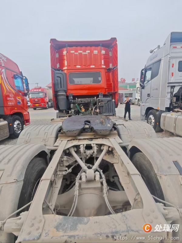 二手牽引車