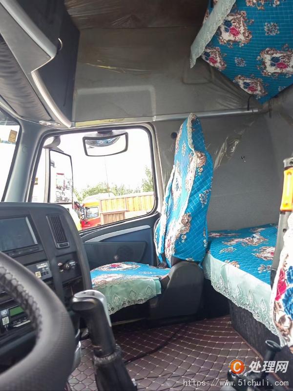 二手牽引車