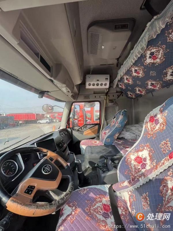 二手牽引車