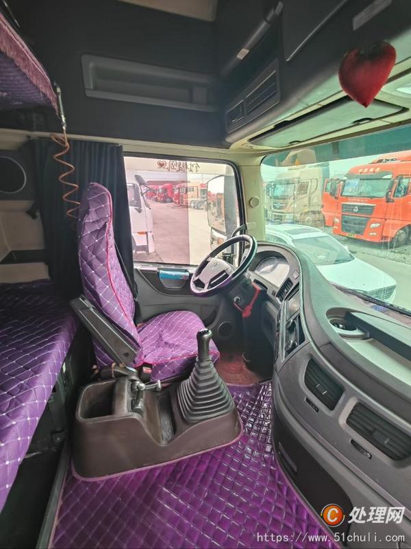 二手牽引車