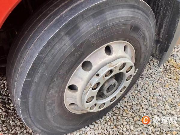 二手牽引車