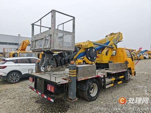 二手高空作業(yè)車