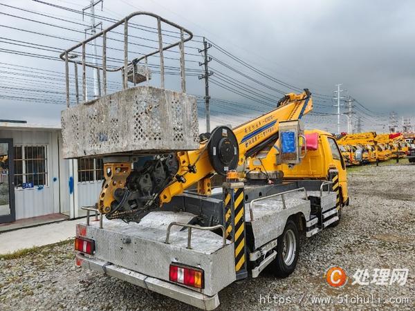 二手高空作業(yè)車
