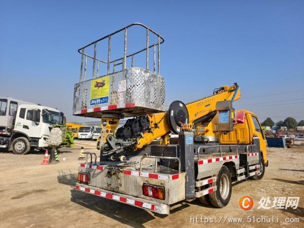 二手高空作業(yè)車