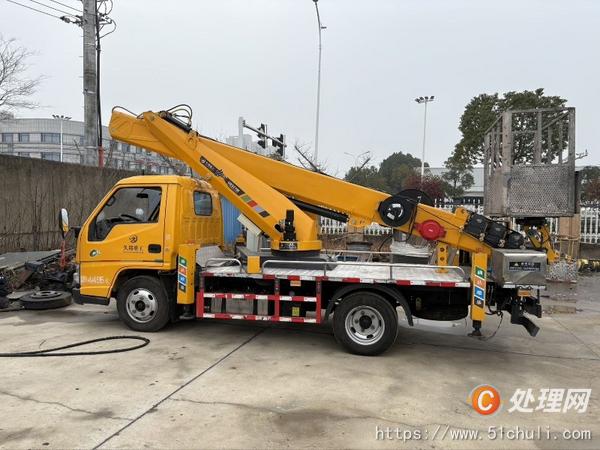 二手高空作業(yè)車