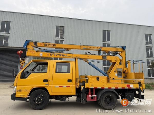 二手高空作業(yè)車