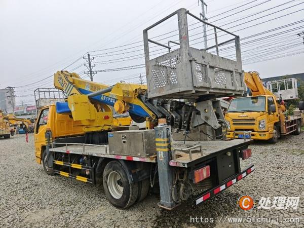 二手高空作業(yè)車