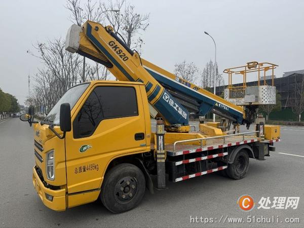 二手高空作業(yè)車