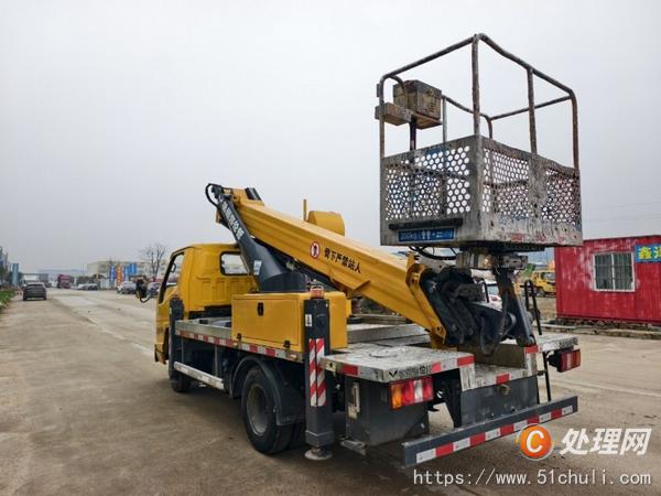 二手高空作業(yè)車