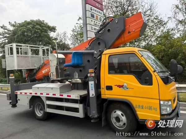 二手高空作業(yè)車