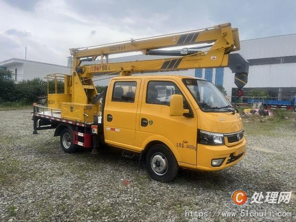 二手高空作業(yè)車