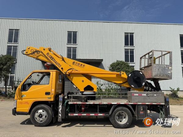 二手高空作業(yè)車
