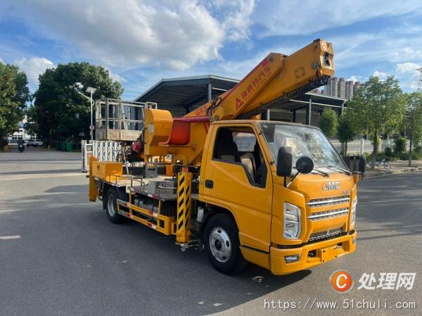 二手高空作業(yè)車